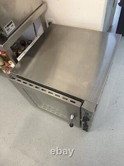 Commercial Lincat EC09 Convection Oven. Good Condition. Full Working Order