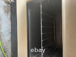 Esse 2 electric oven BRAND NEW