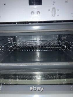USED VERY GOOD CONDITION NEFF U14M42W5GB Electric Double Oven White