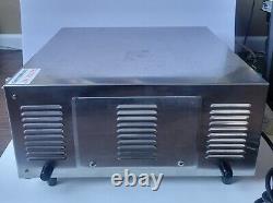 Wisco 520 Stainless Steel Commercial Counter Top Cookie Convection Oven No Trays